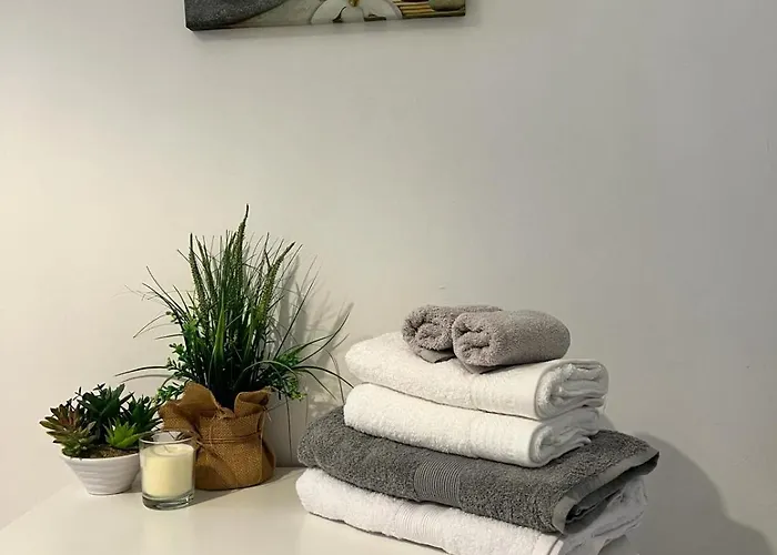 Daire Spacious 1 Bedroom With Pool & Ocean View, Marina Palace Costa Adeje