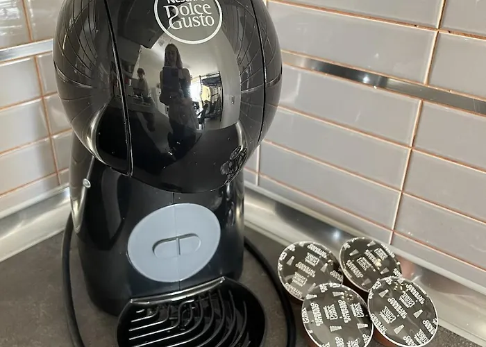 Spacious 1 Bedroom With Pool & Ocean View, Marina Palace Apartmán *